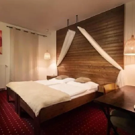 Sharingham 3* Brünn (Brno)