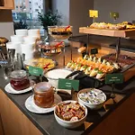 Sharingham Hotel