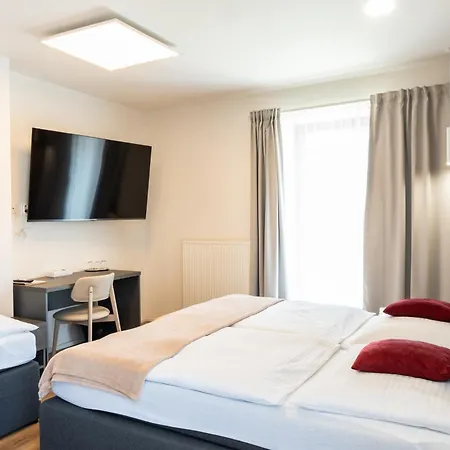 Sharingham Hotel 3*