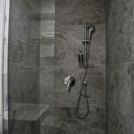 Sharingham 호텔 3*