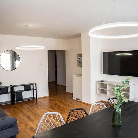 Sharingham Hotell Brno