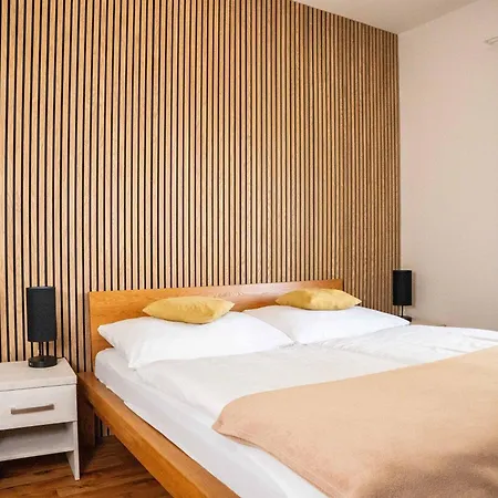 Sharingham Hotell 3*