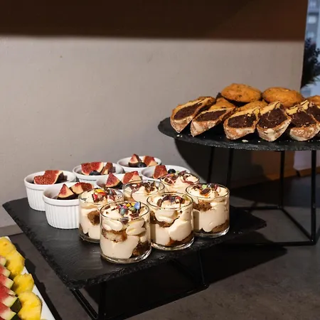 Sharingham فندق برنو